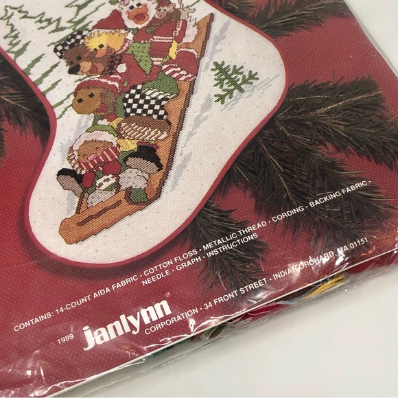 Janlynn SUZY'S ZOO Christmas Stocking Sledding Cross Stitch Kit #38-52 1989 VTG - Picture 4 of 5